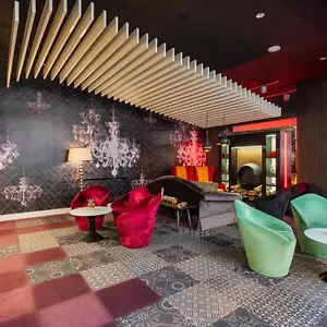Ikonik Parlament 4* Budapest